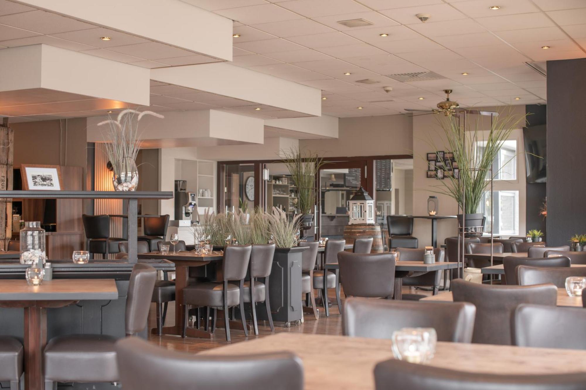 City Hotel טרנוזן מראה חיצוני תמונה